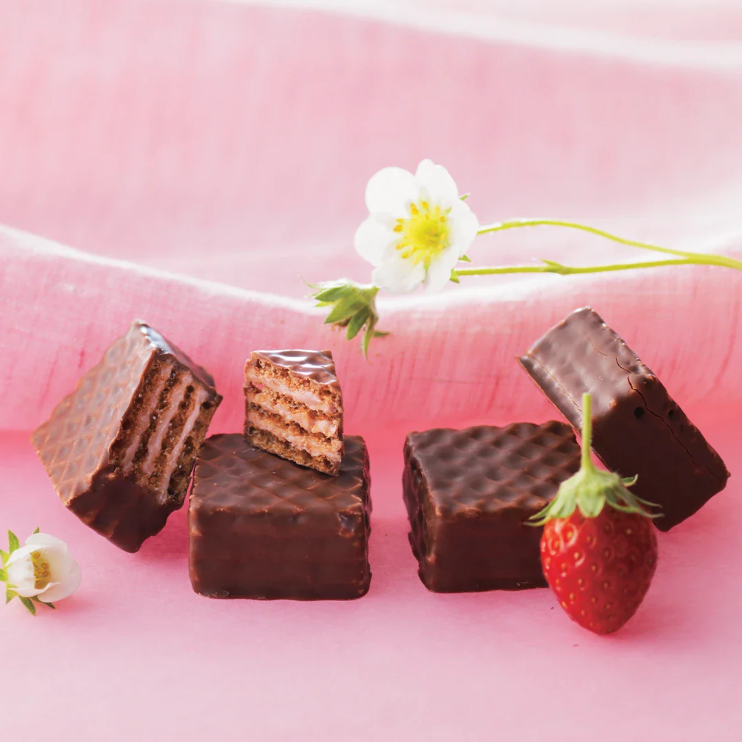 Chocolate Wafers "Strawberry Cream (12 Pcs)" - Image 2